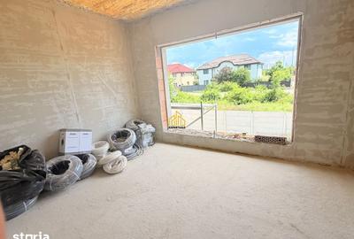 Casă cu 5 camere cu Teren 364 Mp în Domnești - 12