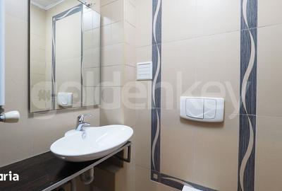 Apartament cu 3 camere în Central - 2
