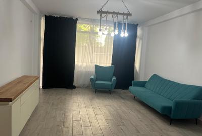 Apartament cu 2 camere decomandat în Obor