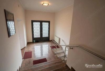 Birou in zona P-ta Engels - 8