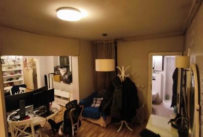 Apartament cu 4 camere semidecomandat, mobilat în Cișmigiu