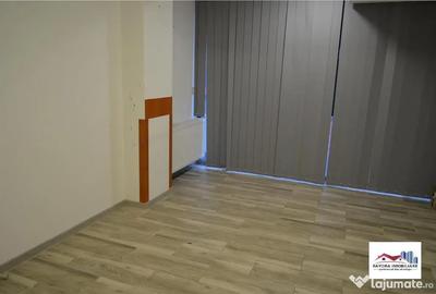 Apartament cu 3 camere decomandat în Tudor - 1