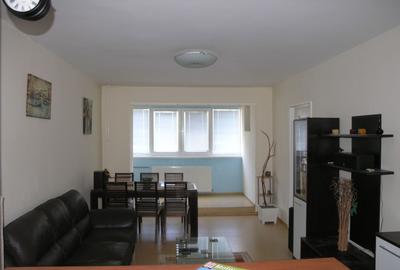 Apartament cu 3 camere decomandat, mobilat în Tineretului - 2