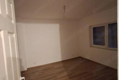 Apartament cu 3 camere decomandat în Central - 2