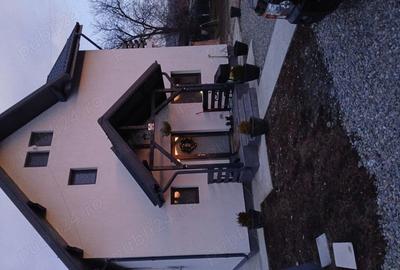 Casa si teren de vinzare - 7