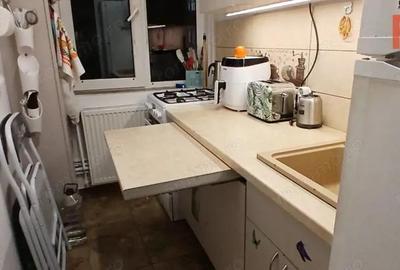 Apartament cu 3 camere, etaj intermediar, mobilat-utilat, zona Dacia - 5