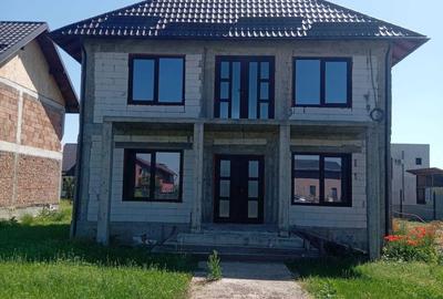 Casă cu 4 camere în Târgșoru Nou - 2