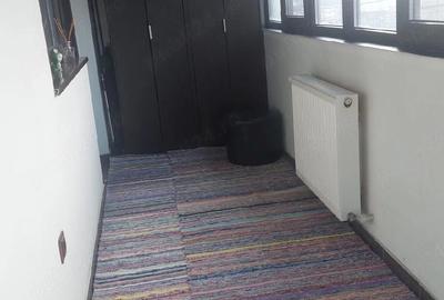 Apartament cu 3 camere decomandat în Gării - 2