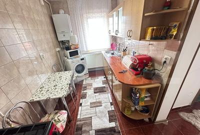 Apartament cu 2 camere, decomandat, zona Miorita – lift nou, bloc izolat - 3