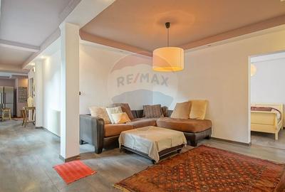 Apartament cu 3 camere decomandat, mobilat în Schei - 11