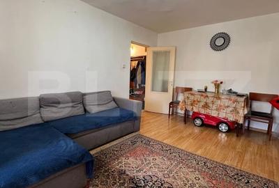 Apartament cu 3 camere, decomandat, zona micro 3 - 2
