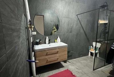 OportunitateII Casa individuala 298 mp utili, 665 mp teren, Radauti - 2