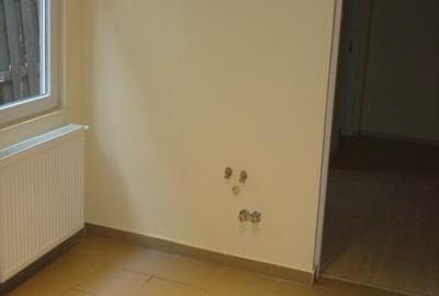 Casa 5 camere, spatiu comercial inclus, stradal, pretabila Rezidential, Cabinet - 12