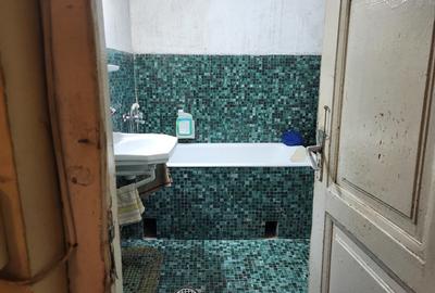 Casă cu 3 camere cu Teren 360 Mp în Central - 7
