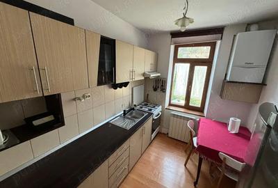 Casă cu 5 camere în Central - 8