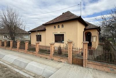 Casă cu 3 camere în Central - 4