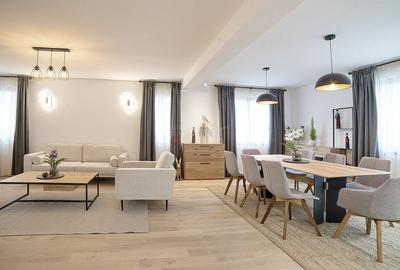 Priveliste frumoasa catre Masivul Postavarul - 5