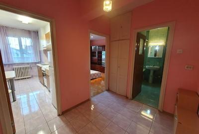 Inchiriez apartament ultracentral 2 camere decomandate - 8