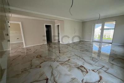Casă cu 4 camere cu Teren 440 Mp în Nufărul - 7