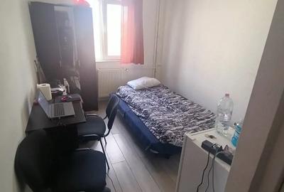 Proprietar,Libera Acum, In Complexul Studen?esc,Etaj 2,Str Milcov,165 E,De Vazut - 3