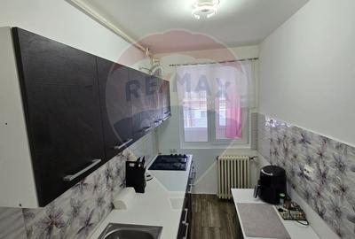 Apartament cu 2 camere semidecomandat, mobilat în Giulești - 11