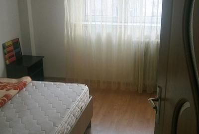 Apartament cu 3 camere semidecomandat în Pantelimon - 4