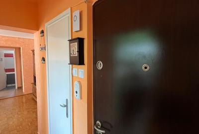 Apartament cu 3 camere semidecomandat în Central - 6