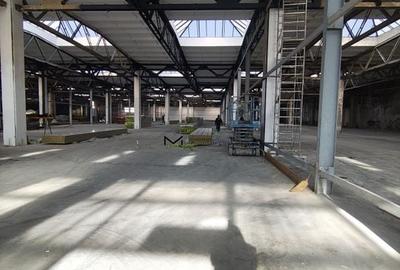 Hala de inchiriat 2500 mp - 2