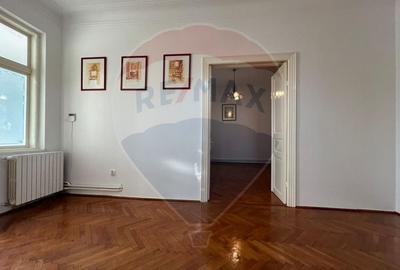 Casă cu 4 camere cu Canalizare în Gara - 24