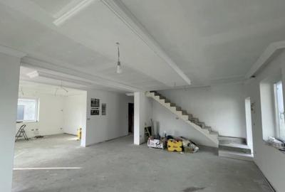 Casa semifinisata 195mp+2000mp teren, zona Volovat, Radauti Casa semifinisata 195mp+2000mp teren, zona Volovat, Radauti - 10