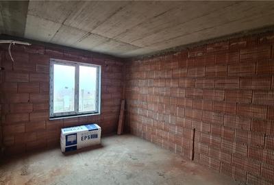 Duplex pe parter - personalizare interioara - zona linistita. - 13