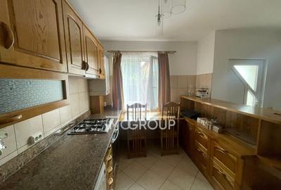De inchiriat apartament la casa 2 camere zona Europa parcare