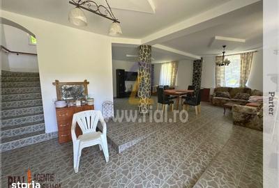 Casă cu 8 camere cu Teren 1110 Mp în Central - 18