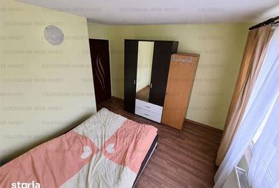 Apartament cu 3 camere decomandat în Tractorul - 9