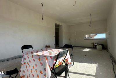 Casă cu 4 camere cu Teren 2977 Mp în Baciu - 10