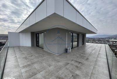 Apartament cu 4 camere în Central - 8