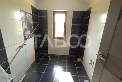 Casa moderna de vanzare 3 camere 2 bai - teren 472 mp - zona linistita - 11