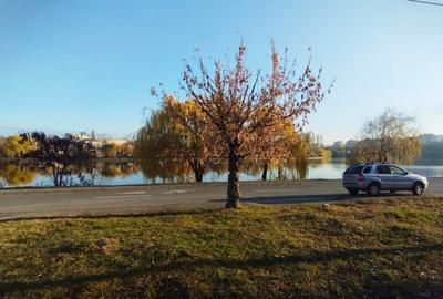 VAND TEREN INTRAVILAN 300 MP CU 2 DESCHIDERI LANGA LACUL TEI - 4