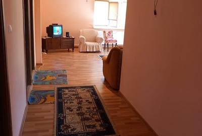 Casă cu 7 camere cu Teren 1000 Mp în Central - 14