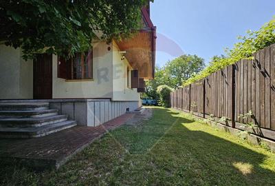 Casa / Vila cu 6 camere de vanzare - CORNU - 11