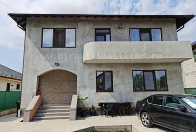 Vanzare vila zona linistita in Cumpana, strada asfaltata