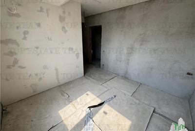Cladire office de vanzare stradala / vizibilitate mare - 16