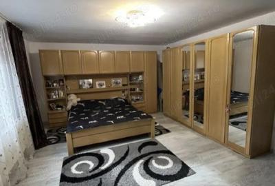 Casă cu 6 camere cu Teren 423 Mp în Bereasca - 8