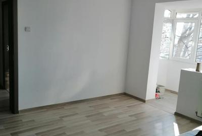 Apartament cu 2 camere decomandat în Central - 1