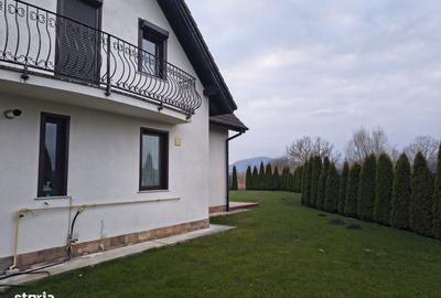 Casă cu 4 camere în Tărlungeni - 16