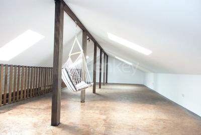 Casă cu 8 camere cu Teren 200 Mp în Central - 3