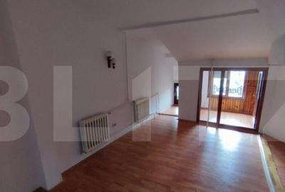 Casă cu 7 camere cu Teren 235 Mp în Brazda lui Novac - 5