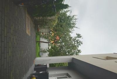 Casă cu 4 camere cu Teren 232 Mp în Central - 8