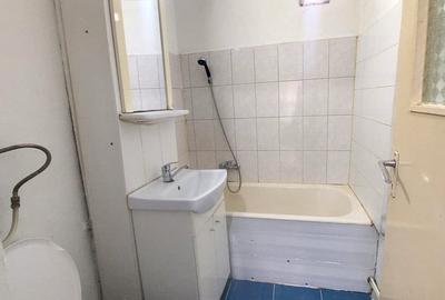 Garsonieră decomandată, mobilată în Cetate - 6