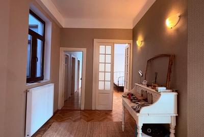 Apartament cu 4 camere, mobilat în Dorobanți